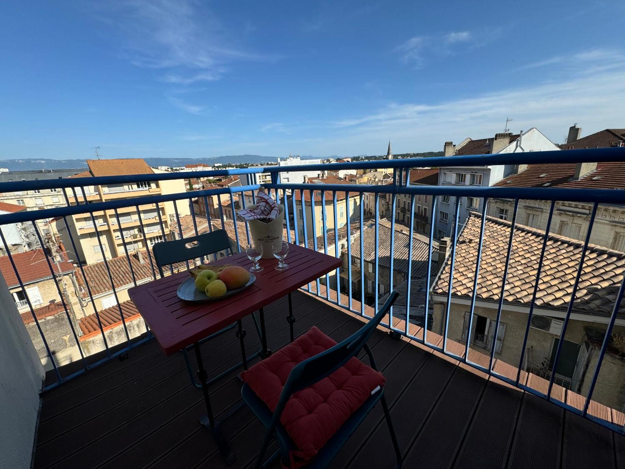 Appartement Terrasse Au Coeur De Valence 54 Exteriér fotografie